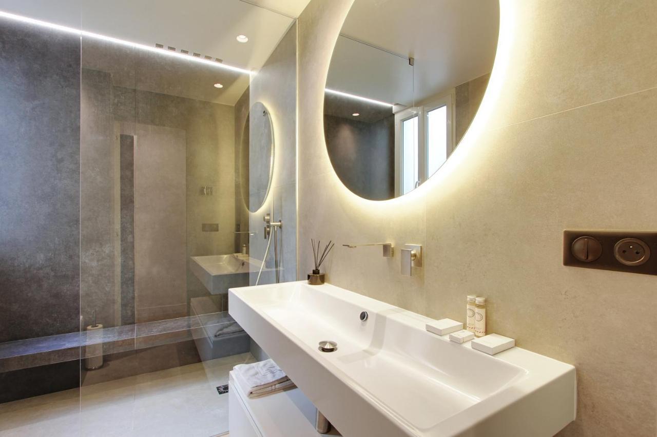 Stunning Apartment With View At The Very Heart Of Paris Ngoại thất bức ảnh